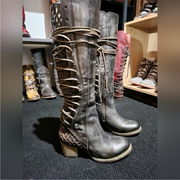 Freebird by Steven Carver Boots Size 7 - Picture 4 of 7